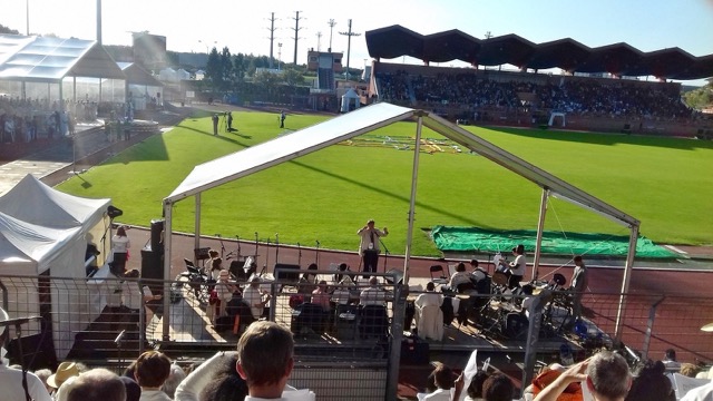 Messe au Stade Duvauchelle